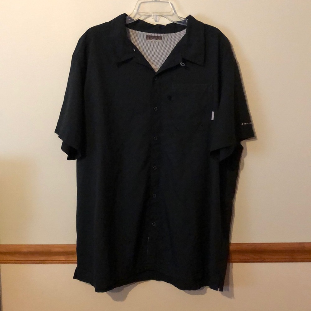 Men’s XXL Columbia Shirt